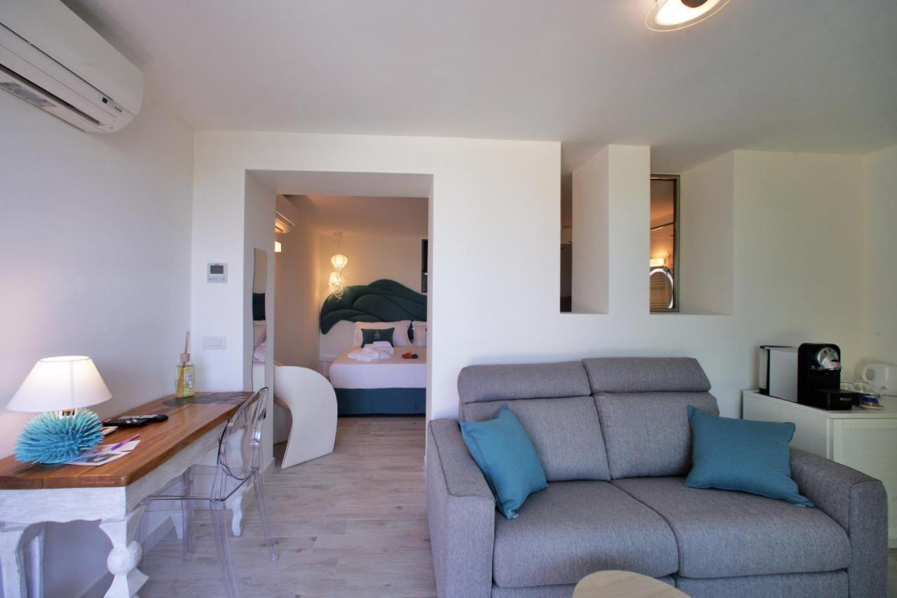 Geco Di Giada Art Suites - Adult Only Porto Rotondo Eksteriør bilde