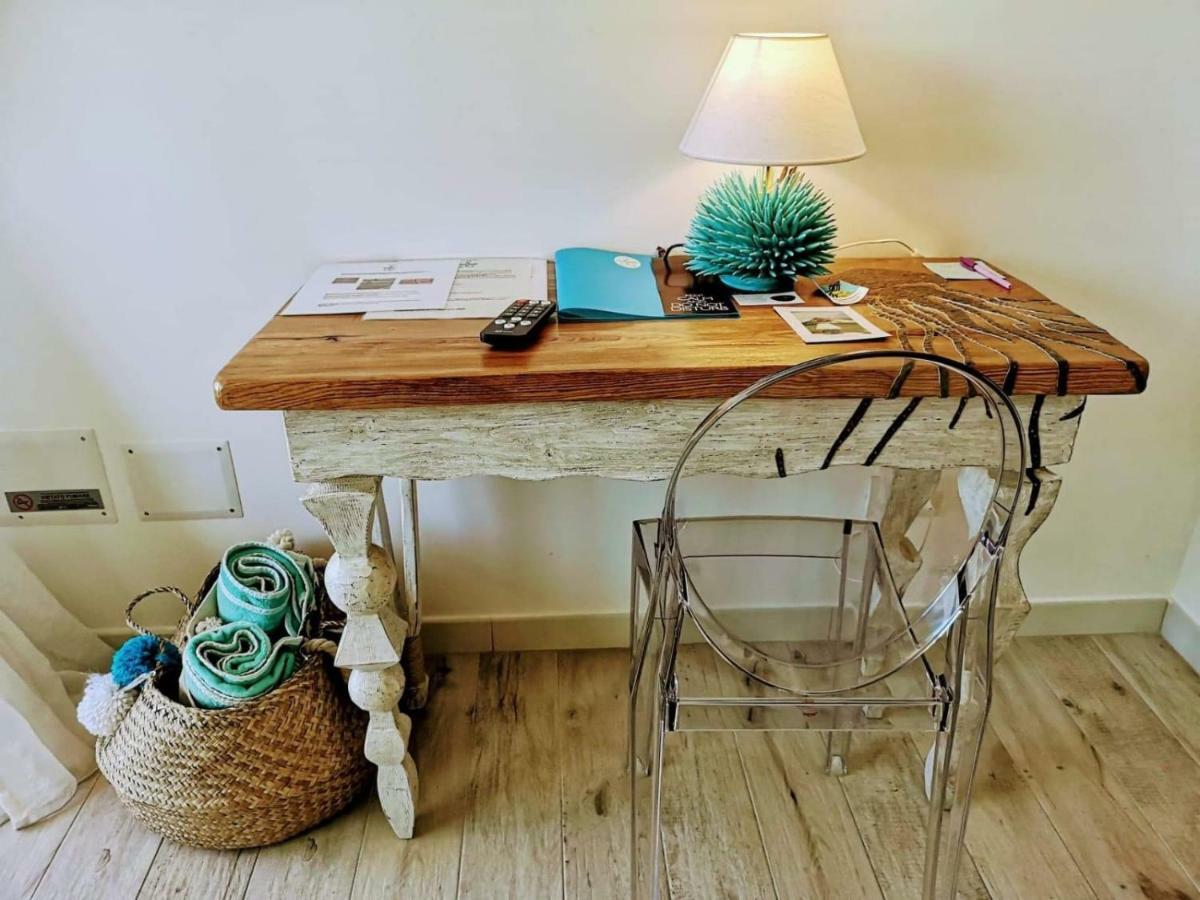Geco Di Giada Art Suites - Adult Only Porto Rotondo Eksteriør bilde